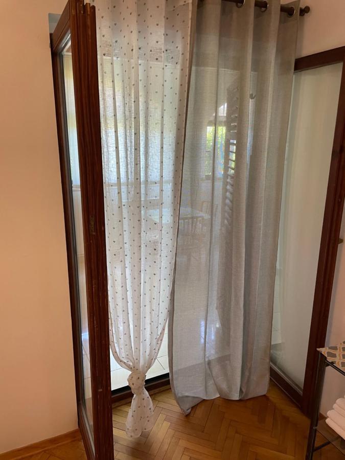 Gorana Studio Apartment Jelsa  Exterior photo