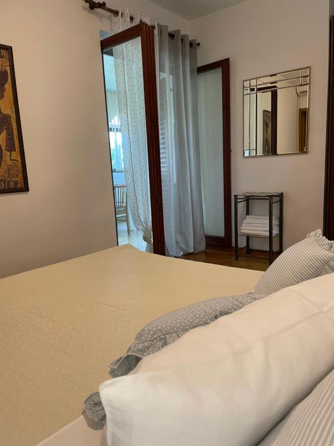 Gorana Studio Apartment Jelsa  Exterior photo